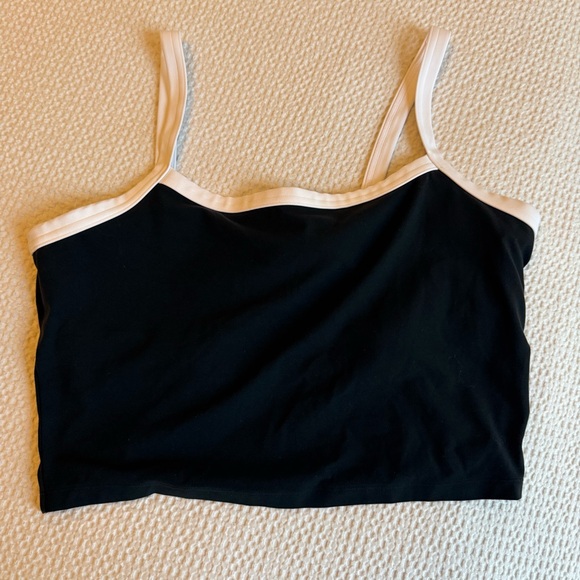 EUC Abercrombie & Fitch YPB StudioFlex Cami Tank | Sz XL | Black | like new - Picture 2 of 4
